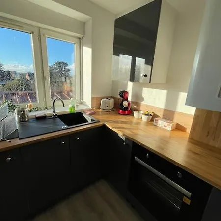 New And Spacious Apartment. شقة أراس